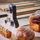 DEBUYER KIT LAMINOIR PRO 34CM EPAISSEUR DE 15MM A 0,3MM + 2 PINCEAUX PATISSIER, UNE CORNE ET UN COUTEAU COUPE PATE