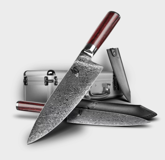 KAI EDITION LIMITEE TBS0220 SET COUTEAU CHEF+UNIVERSEL AVEC NUMERO DE SERIE - ETUIS PROTECTION LAMES EN CUIR ET COFFRET ALUMINIUM 