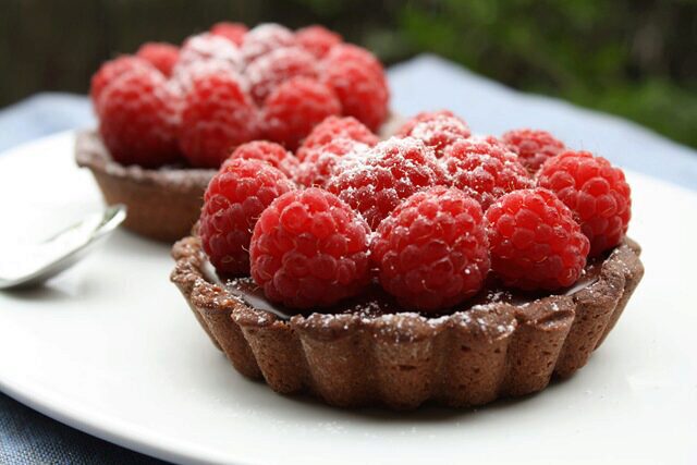 ❄️BONCOLAC 673601 RASPBERRY BASE TARTLET WITH WHITE CHOCOLATE 27X110GR (UNFILLED)