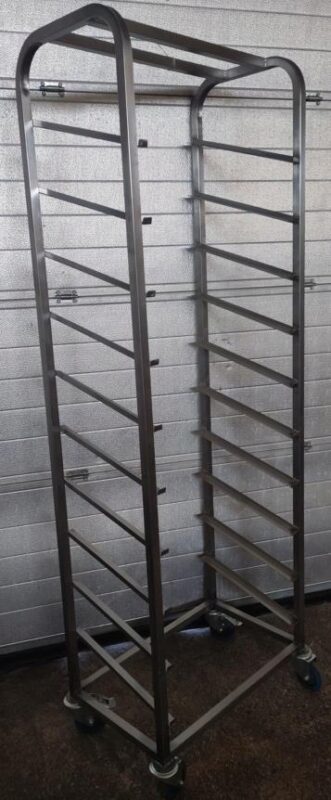 STAINLESS STEEL PRESENTATION LADDER 60X40 E60 10 INCLINED LEVELS