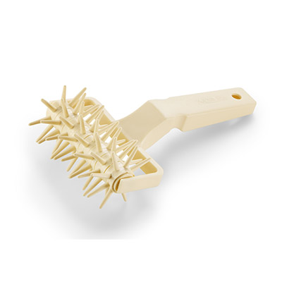 ROULEAU A PIQUER LA PATE"PIC-VITE"PLASTIQUE 11,5CM