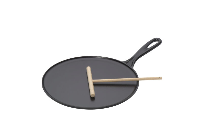 LE CREUSET TRADITION BLACK CREPE PAN 27CM
