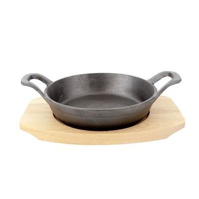 C&T CAST IRON GRATIN DISH 2 HANDLES 16CM WITH WOODEN BOARD