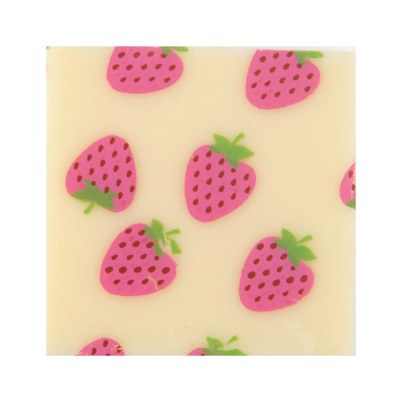 2034039 PLAQUETTE MOTIF FRAISE  3 X 3 CM 220PCES ***S/CDE***